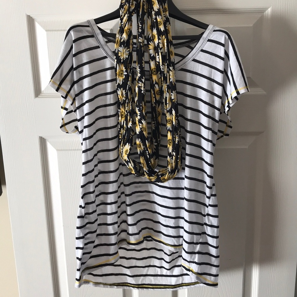 Shirt+Scarf